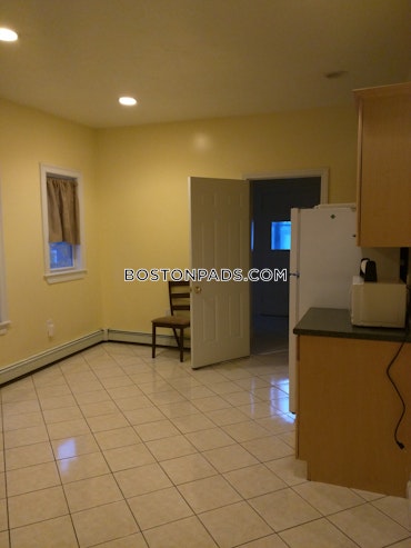 Everett - 5 Beds, 2 Baths