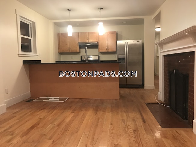 Waltham - $3,800+ /mo