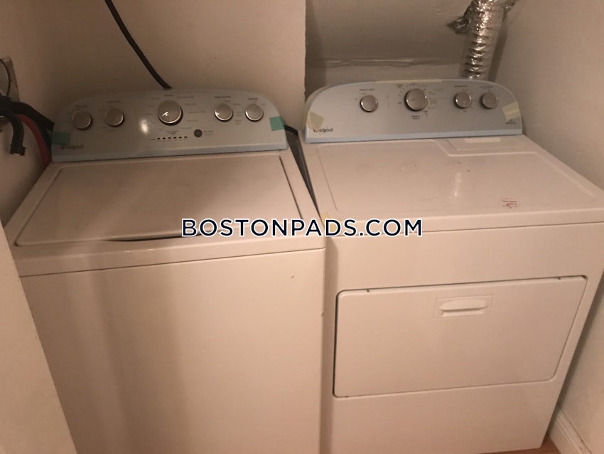 Waltham - 4 Beds, 2 Baths - Image 13