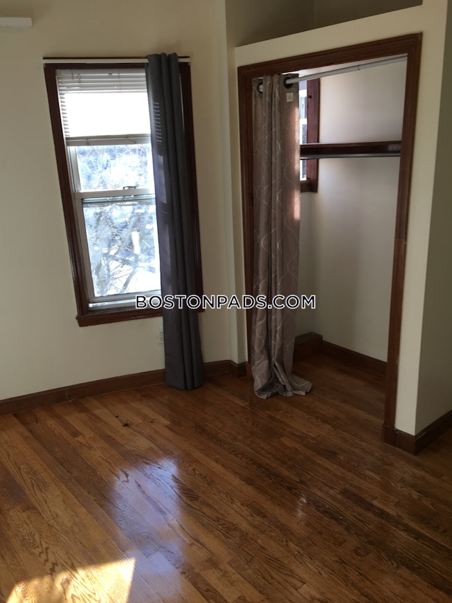 Brookline - $4,800+ /mo