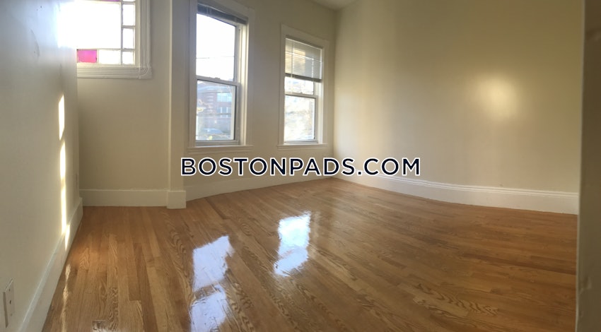 BROOKLINE- BROOKLINE VILLAGE - 4 Beds, 2 Baths - Image 11
