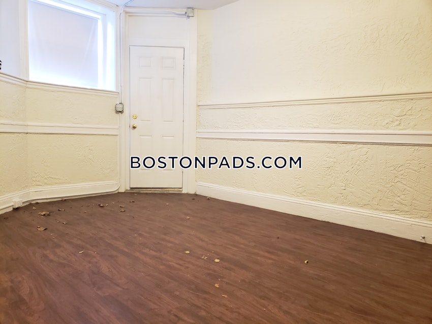 BOSTON - FENWAY/KENMORE - 1 Bed, 1 Bath - Image 15