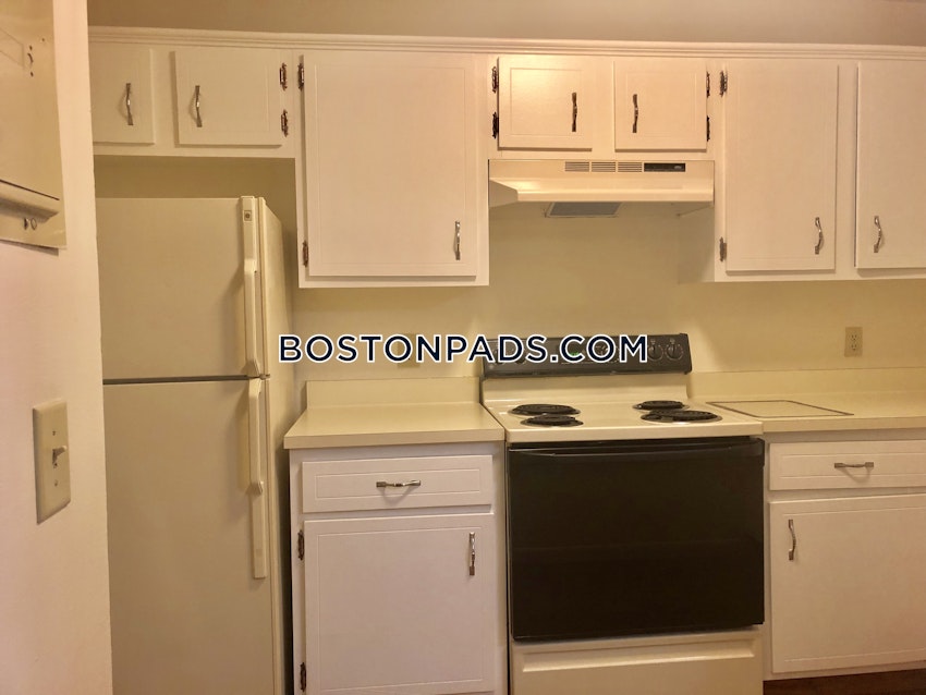 WOBURN - 2 Beds, 1 Bath - Image 3