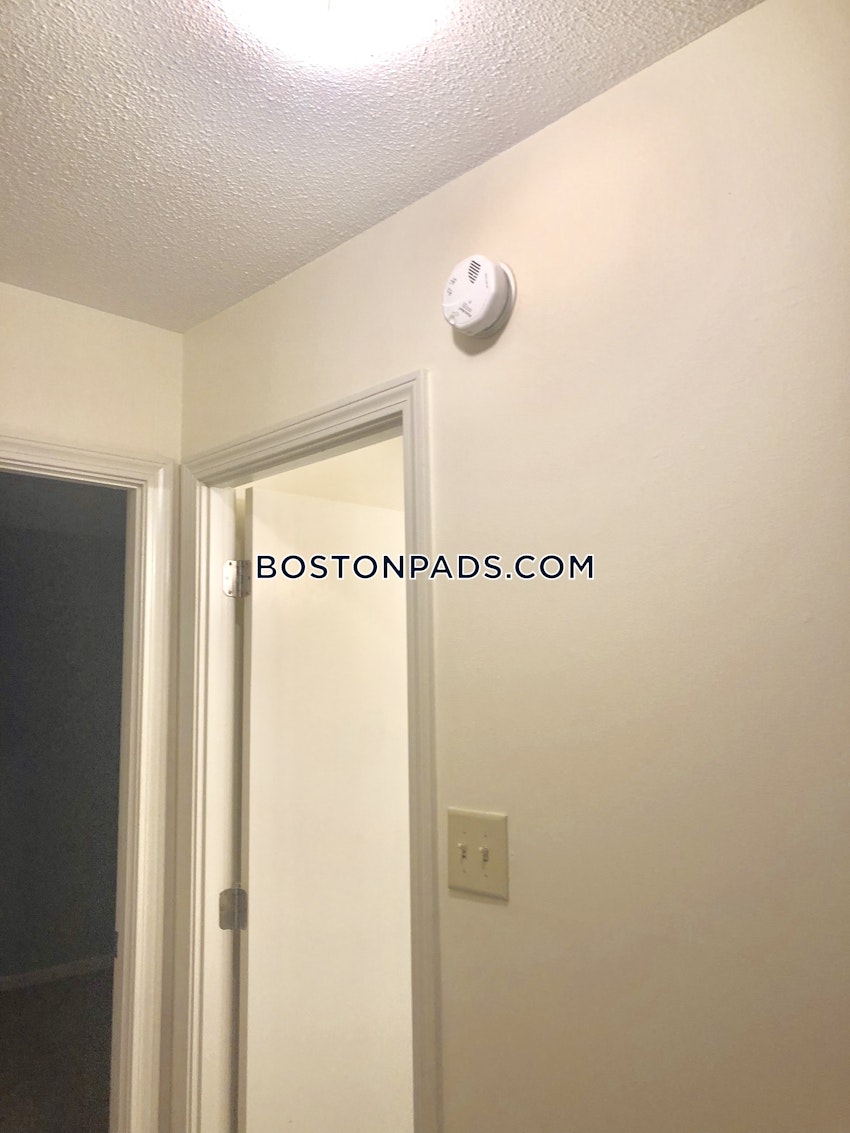 WOBURN - 2 Beds, 1 Bath - Image 19