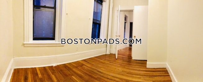 Boston - $3,200+ /mo