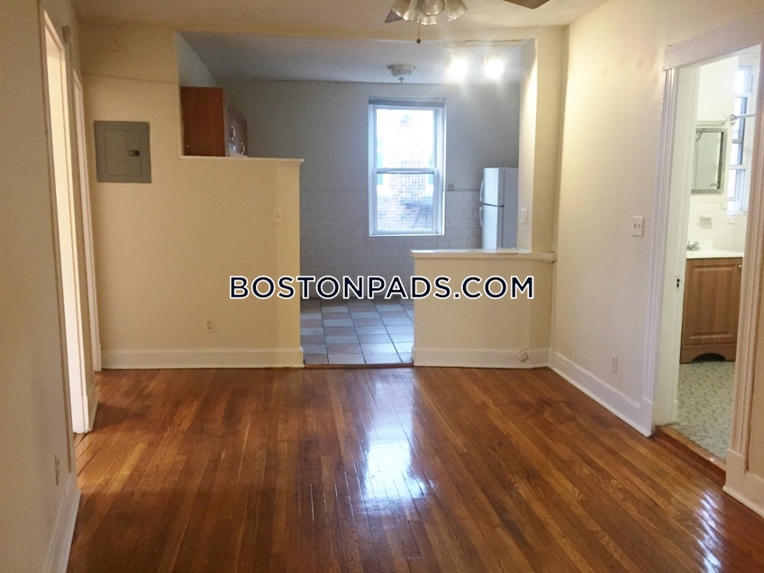 Boston - $2,600+ /month