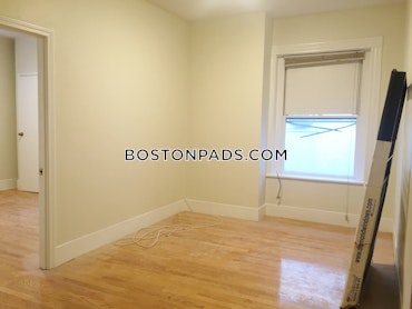 Boston - 3 Beds, 1 Baths