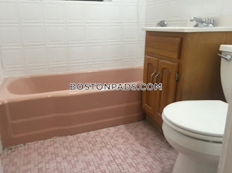 Commonwealth Ave. Boston