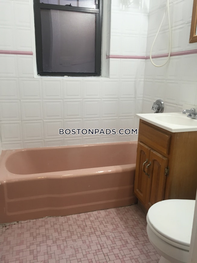 Boston - $3,400+ /mo