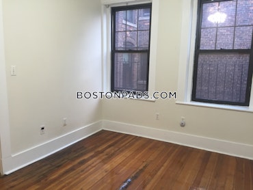 Commonwealth Ave. Boston