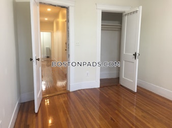 Commonwealth Ave. Boston