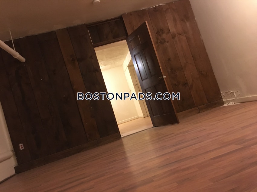 Boston - Fenway/Kenmore - 1 Bed, 1 Bath - Image 5