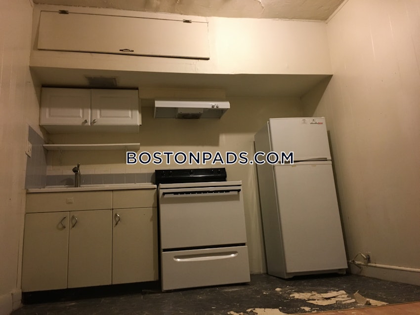 Boston - Fenway/Kenmore - 1 Bed, 1 Bath - Image 15