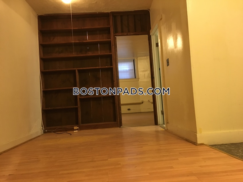 Boston - $2,850+ /month