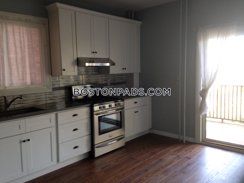BOSTON - MISSION HILL - 3 Beds, 1 Bath - Image 17
