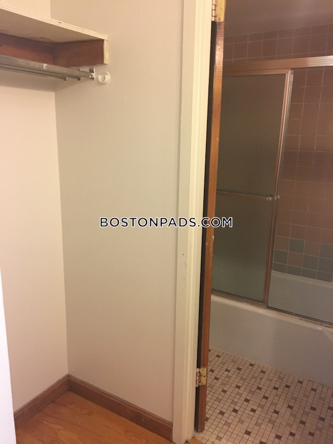 Boston - $2,200+ /mo