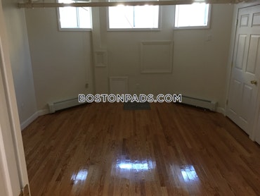 Brookline - 4 Beds, 2 Baths