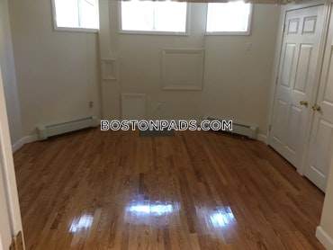 Brookline - 4 Beds, 2 Baths