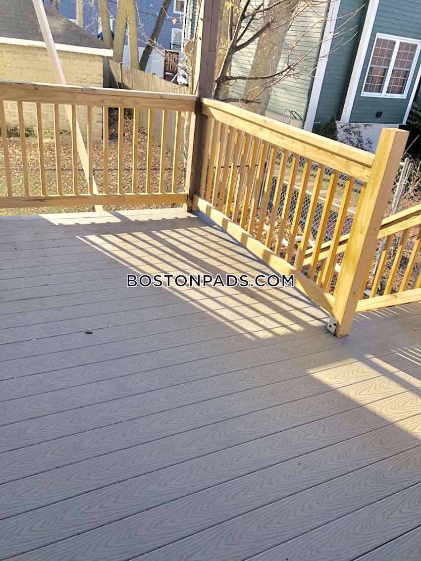 BOSTON - ROXBURY - 4 Beds, 1 Bath - Image 11