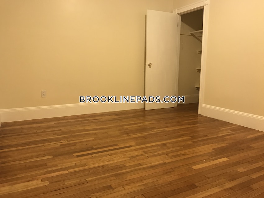 BROOKLINE - BEACONSFIELD - 2 Beds, 1 Bath - Image 11