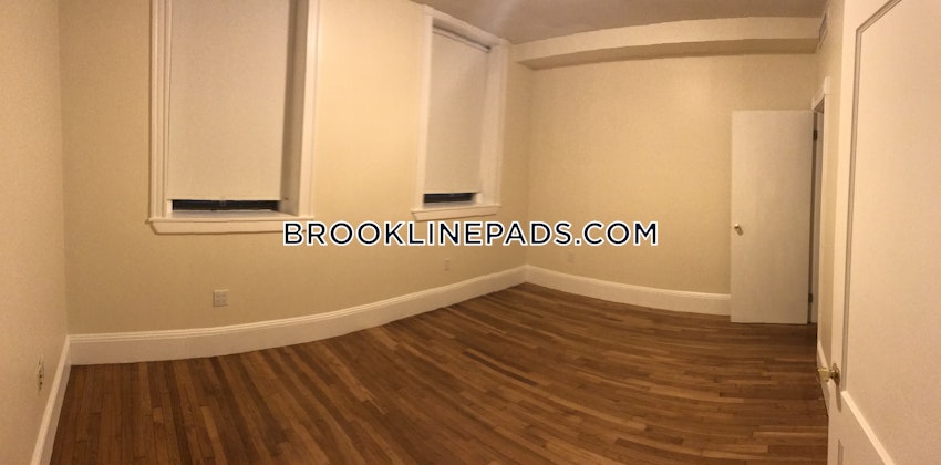 BROOKLINE - BEACONSFIELD - 2 Beds, 1 Bath - Image 4