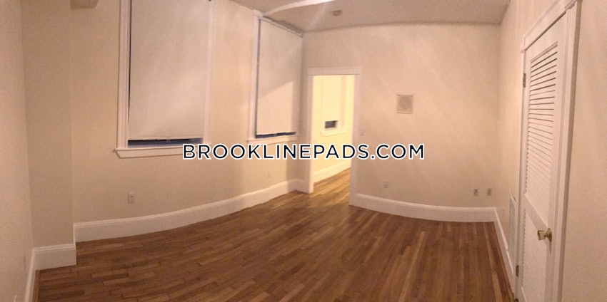 BROOKLINE - BEACONSFIELD - 2 Beds, 1 Bath - Image 3