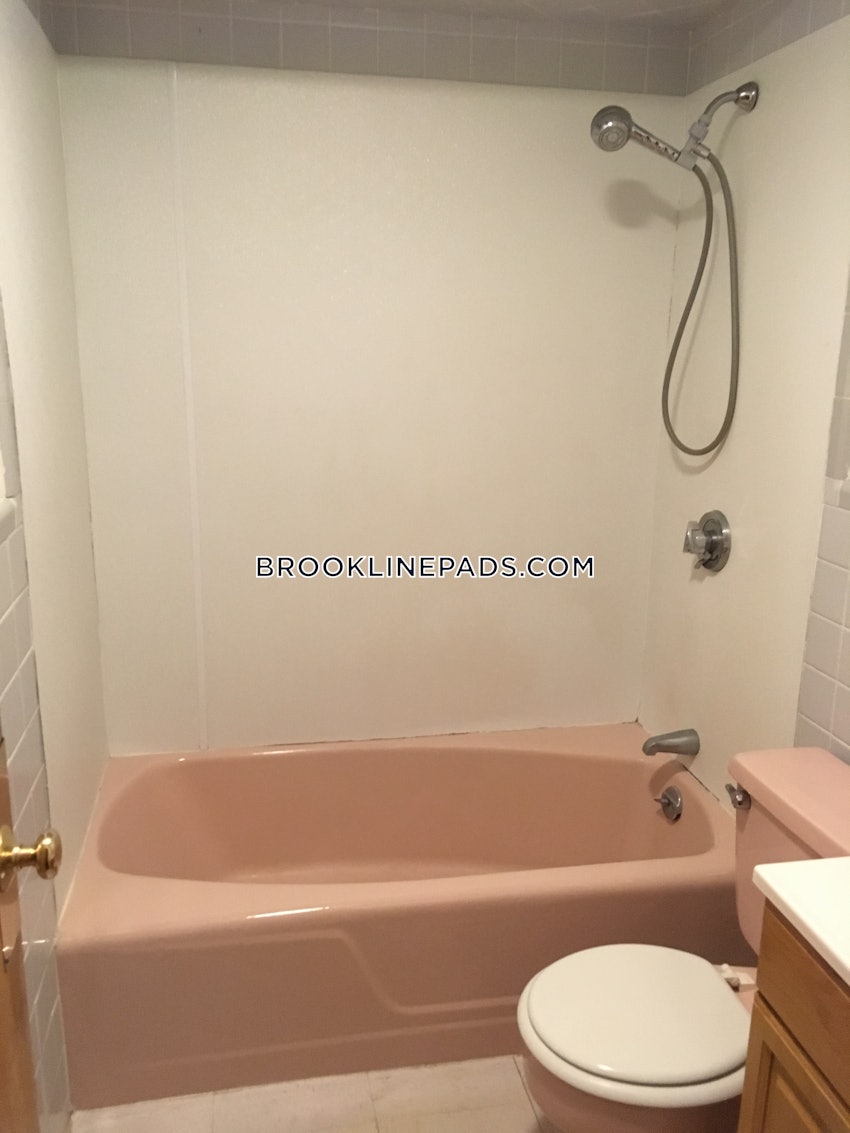 BROOKLINE - BEACONSFIELD - 2 Beds, 1 Bath - Image 21