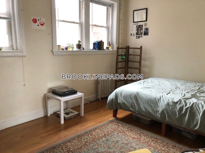 Brookline - $6,150+ /mo