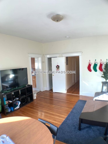 Brookline - 3 Beds, 2 Baths