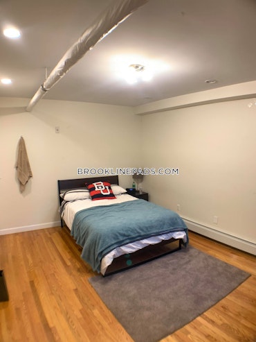 Brookline - 3 Beds, 2 Baths