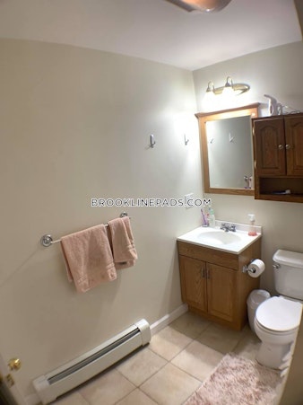 Euston St. Brookline