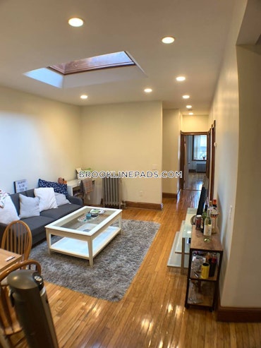 Brookline - 3 Beds, 2 Baths