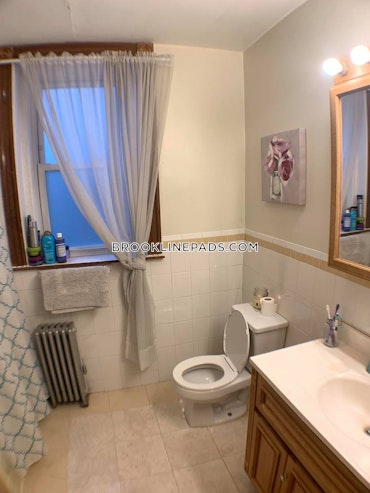 Brookline - 3 Beds, 2 Baths