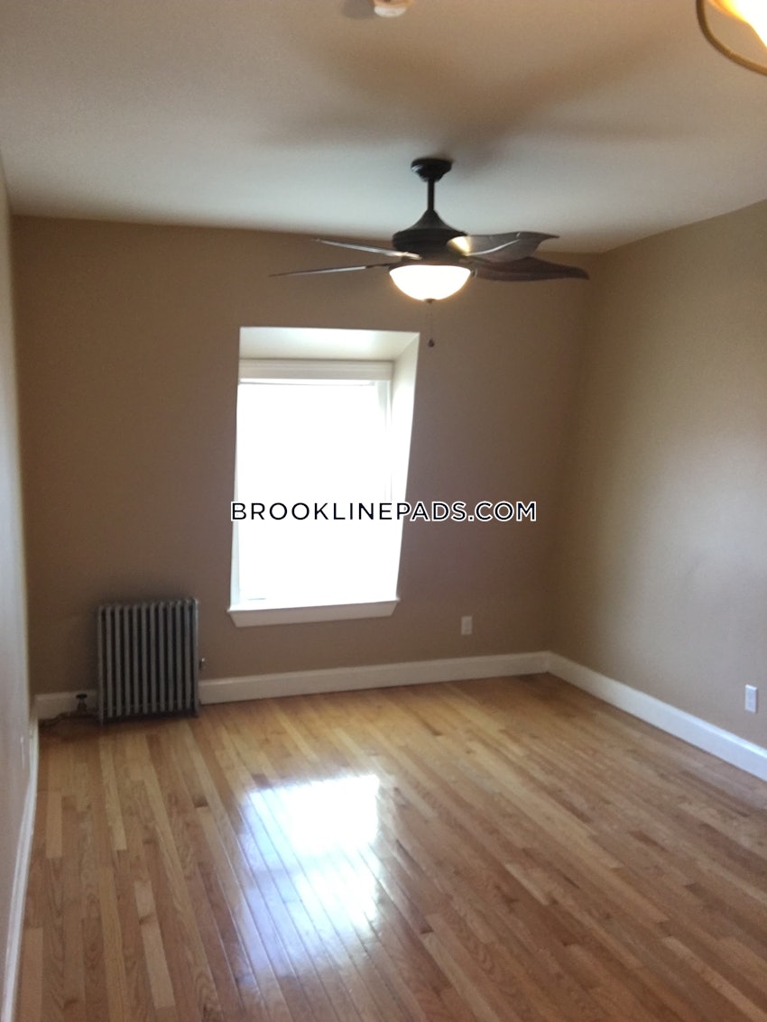 BROOKLINE - BROOKLINE HILLS - 2 Beds, 1.5 Baths - Image 9