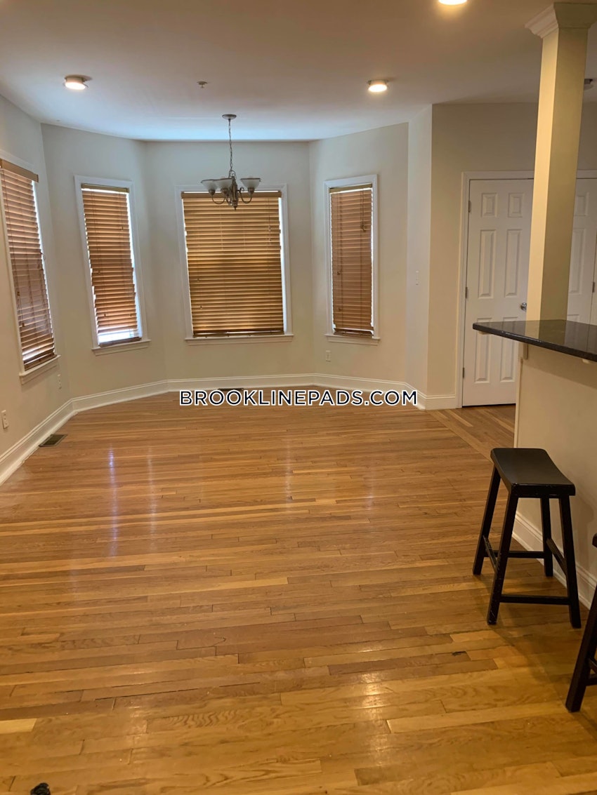 BROOKLINE- BROOKLINE VILLAGE - 1 Bed, 2 Baths - Image 8