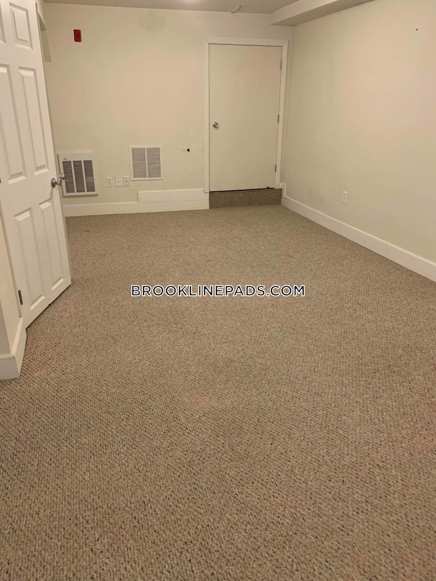 BROOKLINE- BROOKLINE VILLAGE - 1 Bed, 2 Baths - Image 5