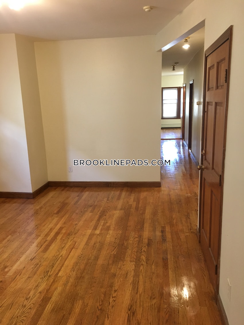 BROOKLINE- BROOKLINE VILLAGE - 4 Beds, 2 Baths - Image 5