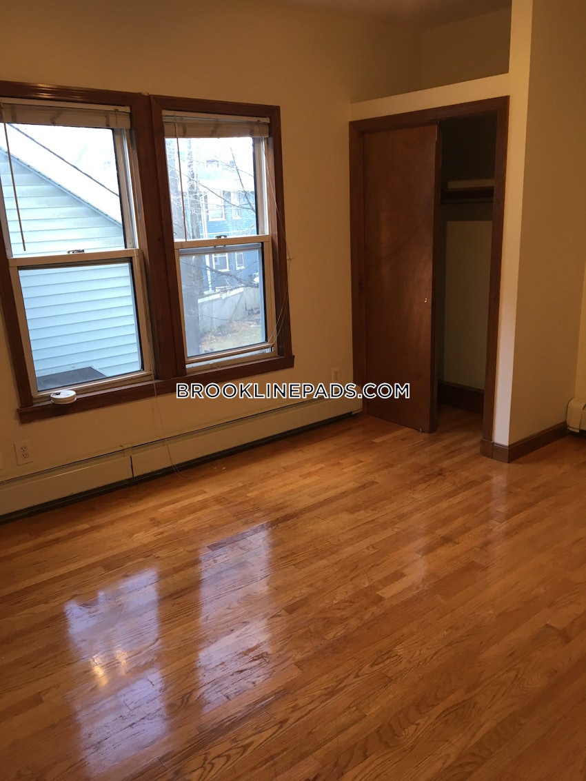 BROOKLINE- BROOKLINE VILLAGE - 4 Beds, 2 Baths - Image 1