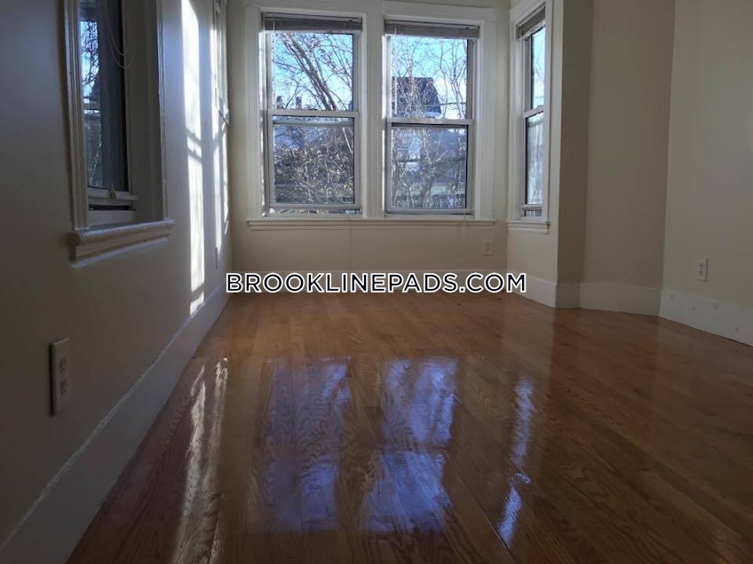 Brookline - $5,100+ /month