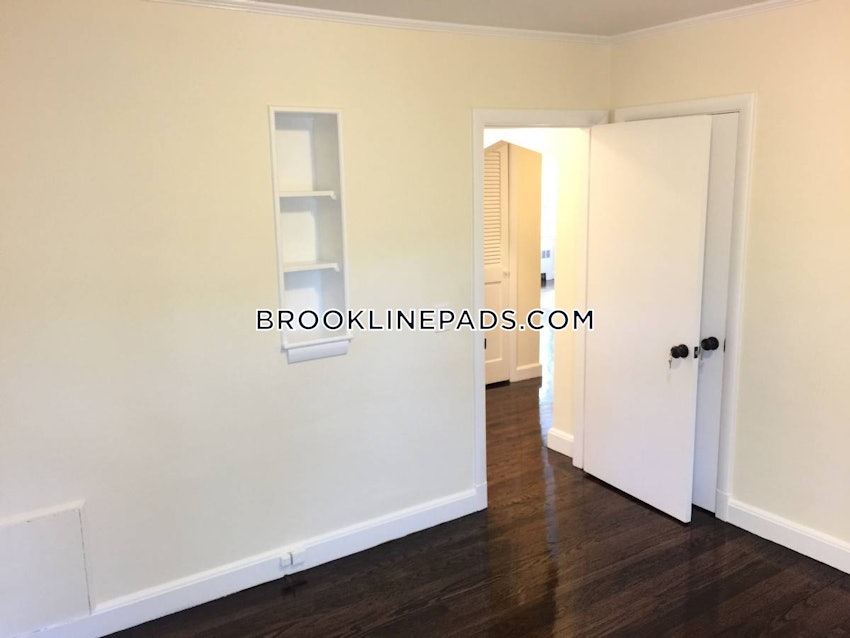 BROOKLINE - CHESTNUT HILL - 2 Beds, 1 Bath - Image 7