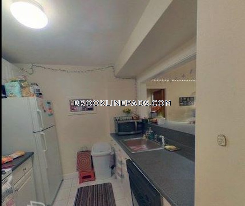 BROOKLINE- BOSTON UNIVERSITY - 2 Beds, 1 Bath - Image 3