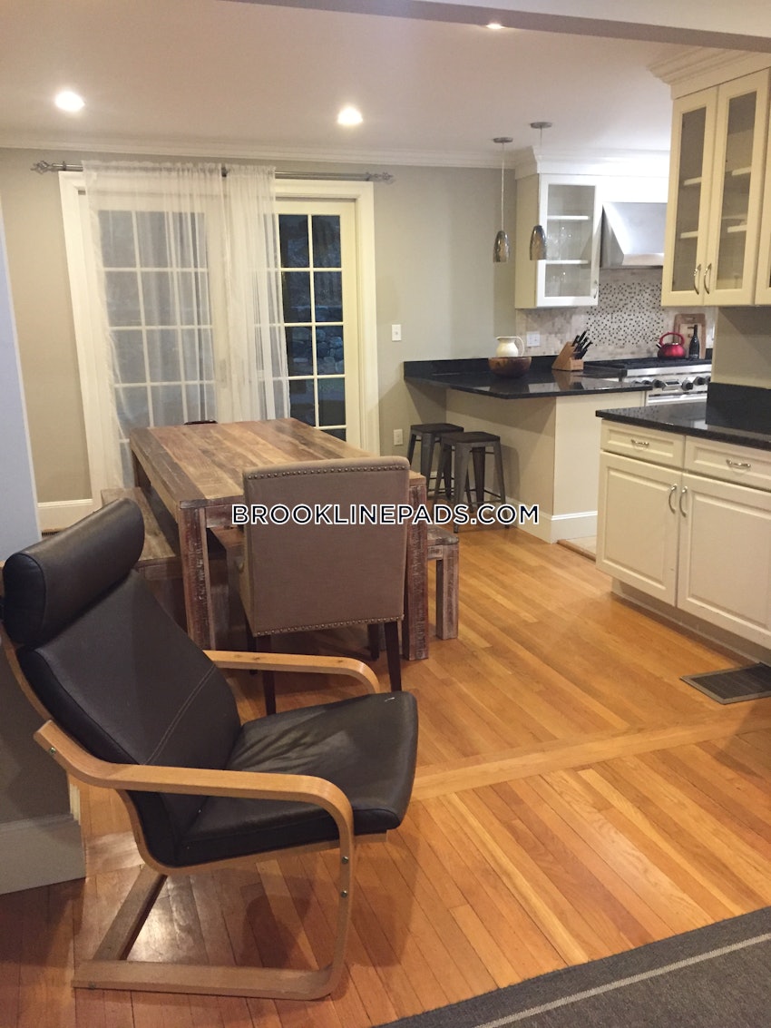 BROOKLINE- COOLIDGE CORNER - 4 Beds, 2 Baths - Image 5