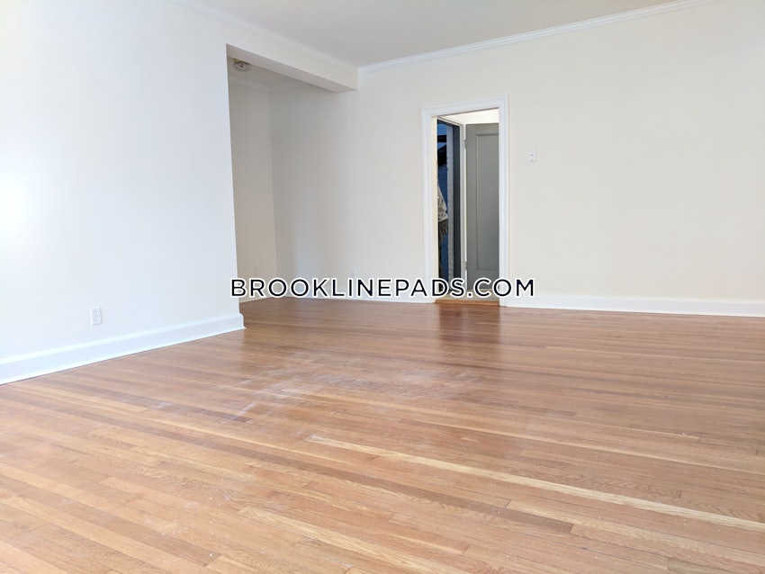 BROOKLINE- COOLIDGE CORNER - 1 Bed, 1 Bath - Image 52