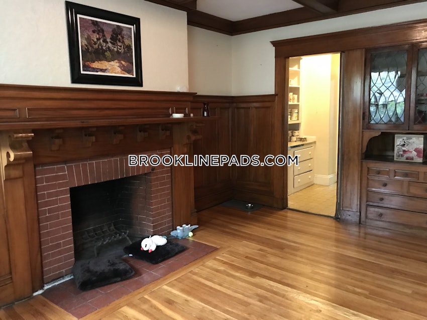 BROOKLINE- COOLIDGE CORNER - 2 Beds, 1 Bath - Image 24