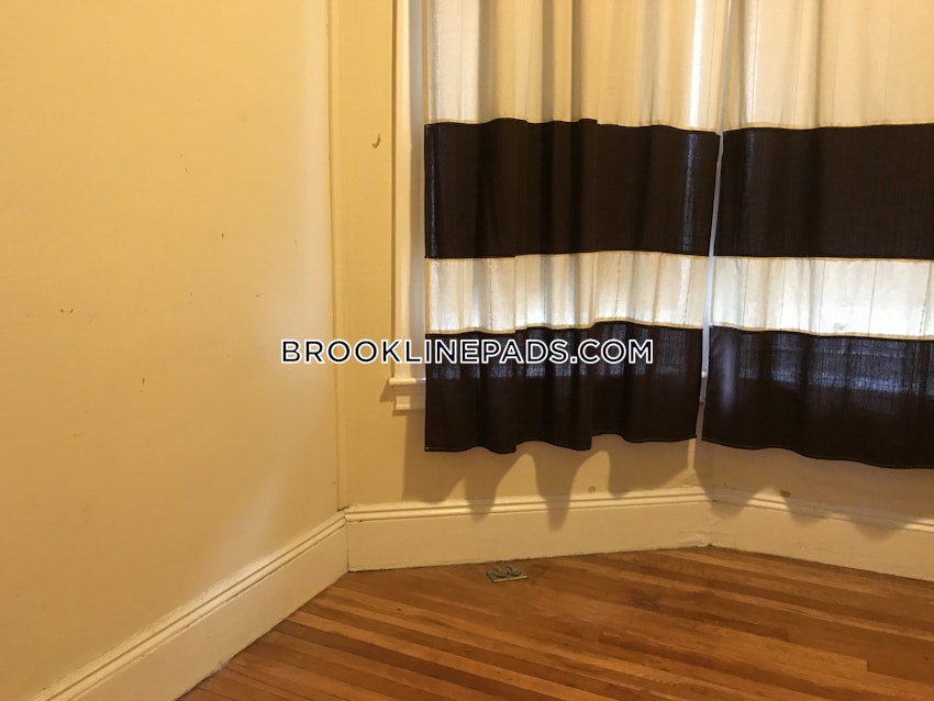 BROOKLINE- COOLIDGE CORNER - 2 Beds, 1 Bath - Image 53