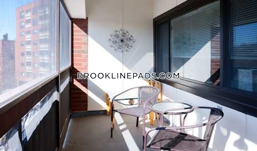 BROOKLINE- COOLIDGE CORNER - 2 Beds, 2.5 Baths - Image 29