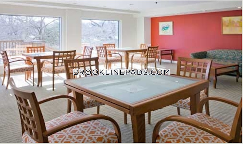 BROOKLINE- COOLIDGE CORNER - 2 Beds, 2 Baths - Image 16