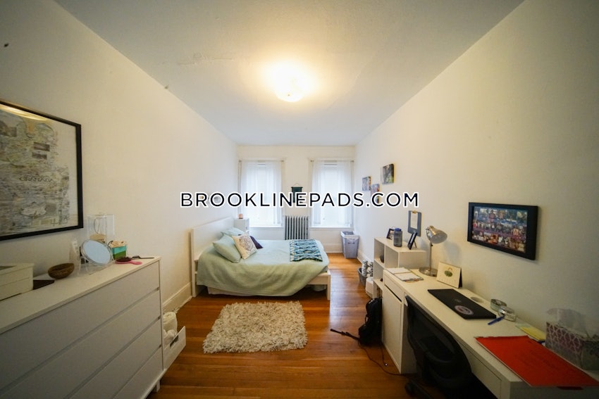 BROOKLINE- COOLIDGE CORNER - 2 Beds, 1 Bath - Image 2