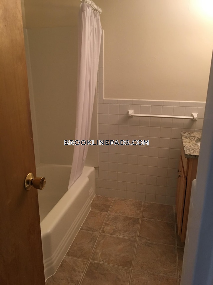 BROOKLINE- COOLIDGE CORNER - 2 Beds, 1 Bath - Image 38