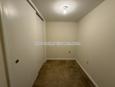 Coolidge Corner, Brookline, MA - Studio, 1 Bath - $2,040 - ID#4617223